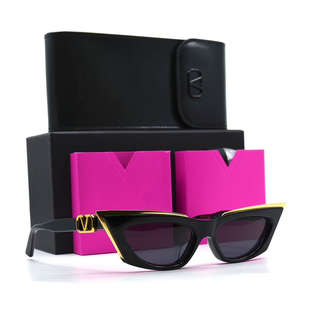 NEW Valentino V Goldcut I VLS113 Black Gold Cat Eye Sunglasses 100% Authentic - Picture 2 of 16